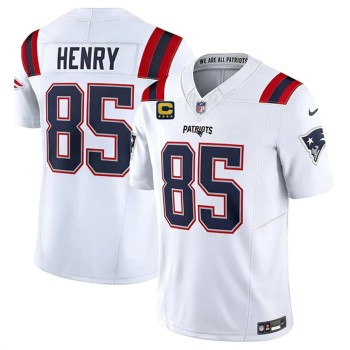 Men's New England Patriots #85 Hunter Henry White 2026 4-Star C Pach Vapor F.U.S.E. Limited Jersey