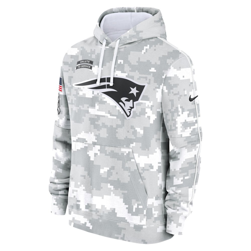 Men's New England Patriots Arctic Camo 2024 Salute to Service Club Fleece Pullover Hoodie
