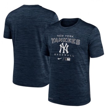 Men's New York Yankees Navy T-Shirt Men's New York Yankees Navy T-Shirt