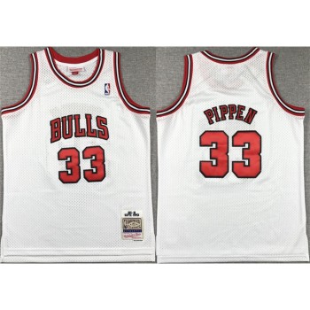 Youth Chicago Bulls #33 Scottie Pippen White Stitched Basketball Jersey Youth Chicago Bulls #33 Scottie Pippen White Stitched Basketball Jersey