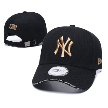New York Yankeess Adjustable Hat New York Yankeess Adjustable Hat
