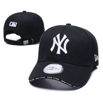 New York Yankeess Adjustable Hat New York Yankeess Adjustable Hat