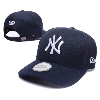New York Yankeess Adjustable Hat New York Yankeess Adjustable Hat